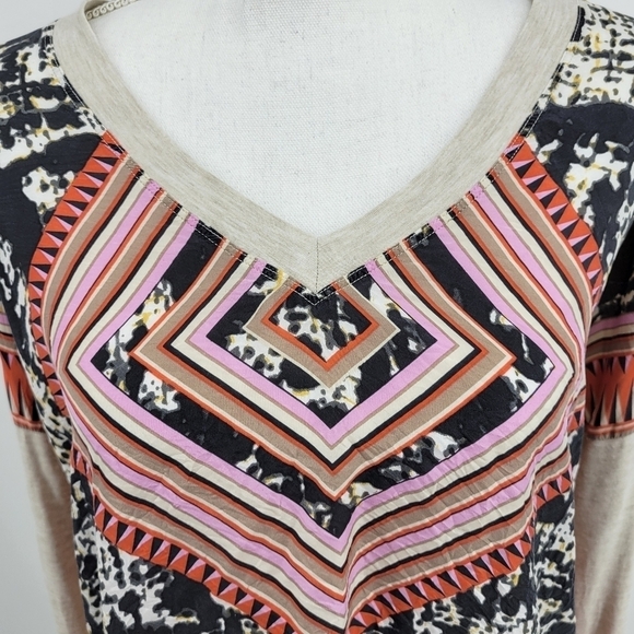 CAbi Aztec Tribal Diamond Scarf Top Size XS 100% Silk Front - Picture 9 of 11